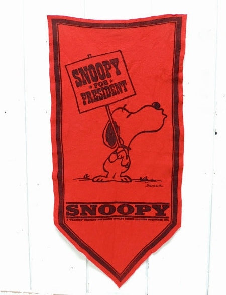 SNOOPY】スヌーピー・60年代・赤色フェルト製・ヴィンテージ・ペナント ...