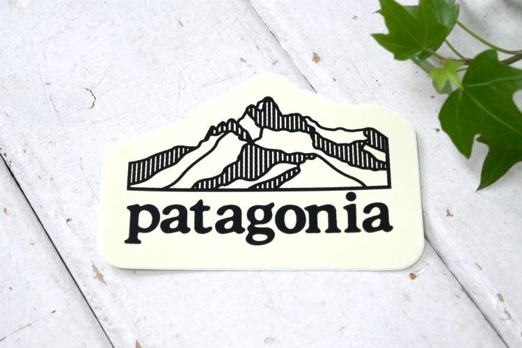 パタゴニア patagonia ステッカー 雪山 マウンテン USA カリフォルニア アウトドアブランド 登山