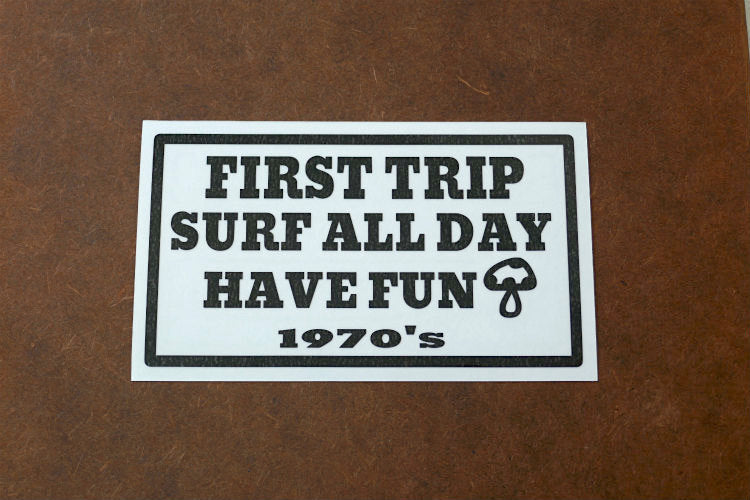 First Trip Surf All Day Have Fun ファースト トリップ 長方形 オリジナル 切り文字 カッティング ステッカー ブラック 黒 屋外用 防水