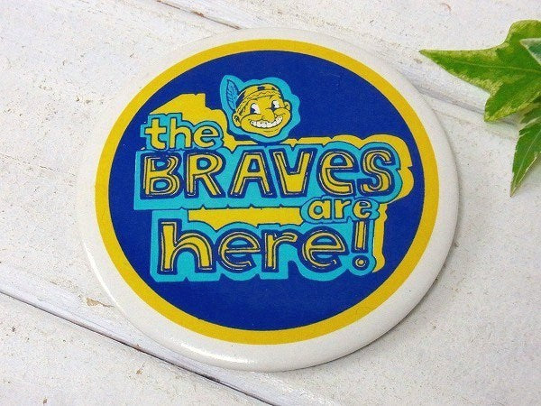 【the BRAVes are here!】野球・ベースボール　ヴィンテージ・缶バッジ・USA