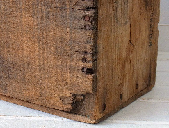 【Del Monte】デルモンテのシャビーなアンティーク・ウッドボックス/木箱 USA