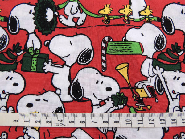 【サンタスヌーピー】PEANUTS ・クリスマス柄・コットン・生地/ファブリック/リメイク